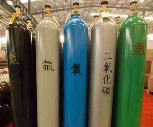太原工業(yè)氣體氧氣，乙炔，氬氣，氮?dú)獾闹迫∨c用法